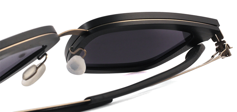 ic berlin Yutaka col.Bronze-Black Rough
